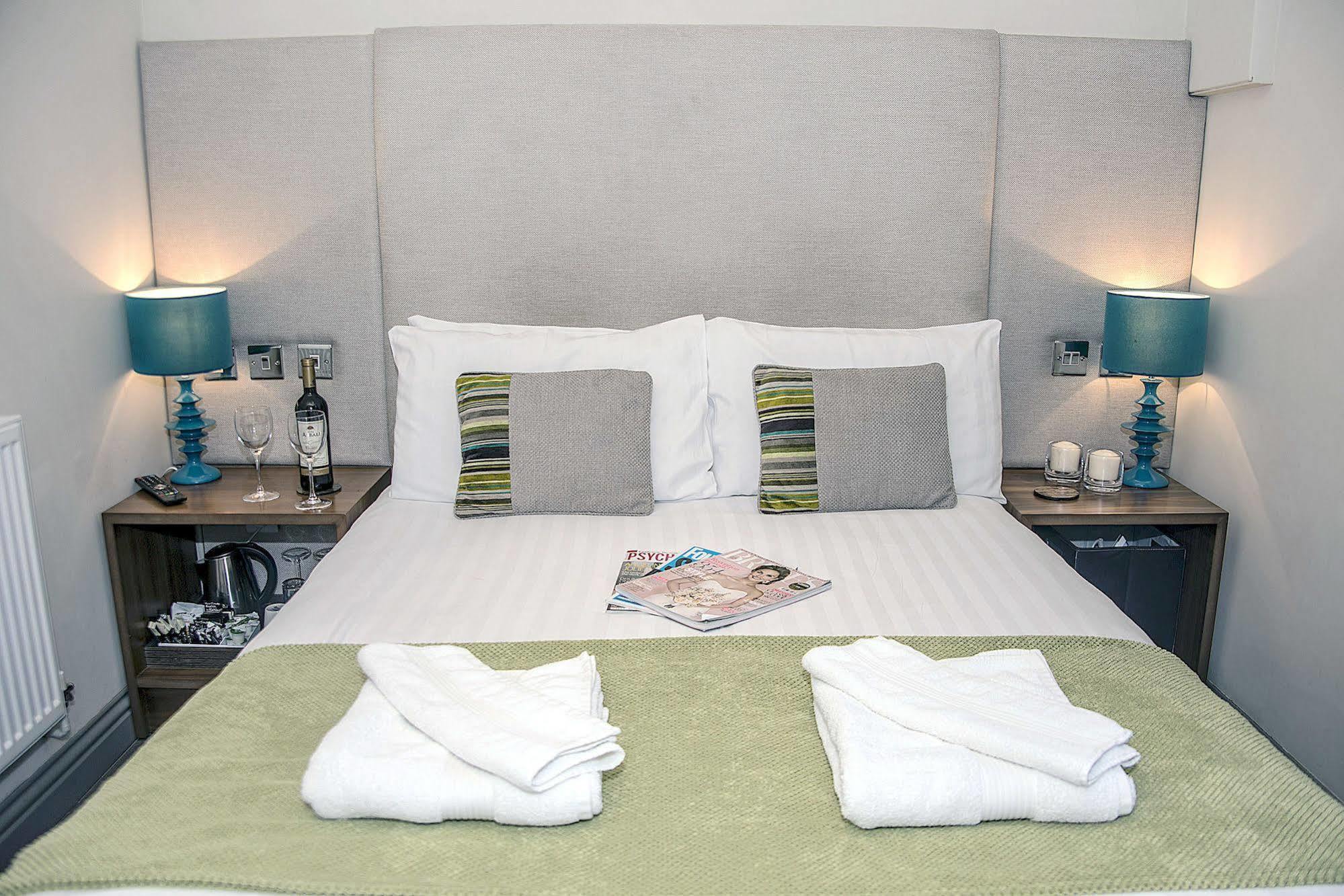 Base Serviced Apartments - City Road Chester Exterior foto