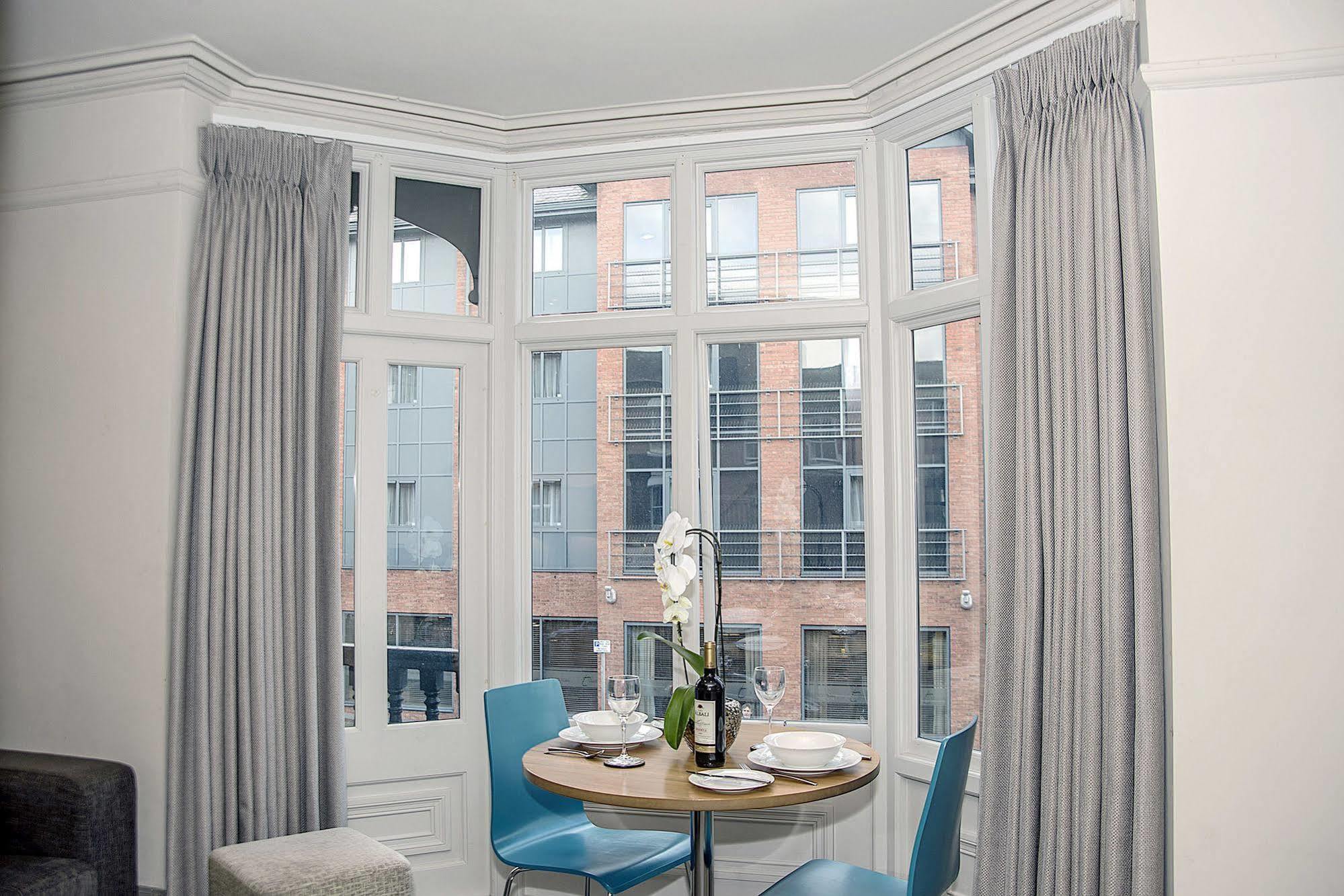 Base Serviced Apartments - City Road Chester Exterior foto