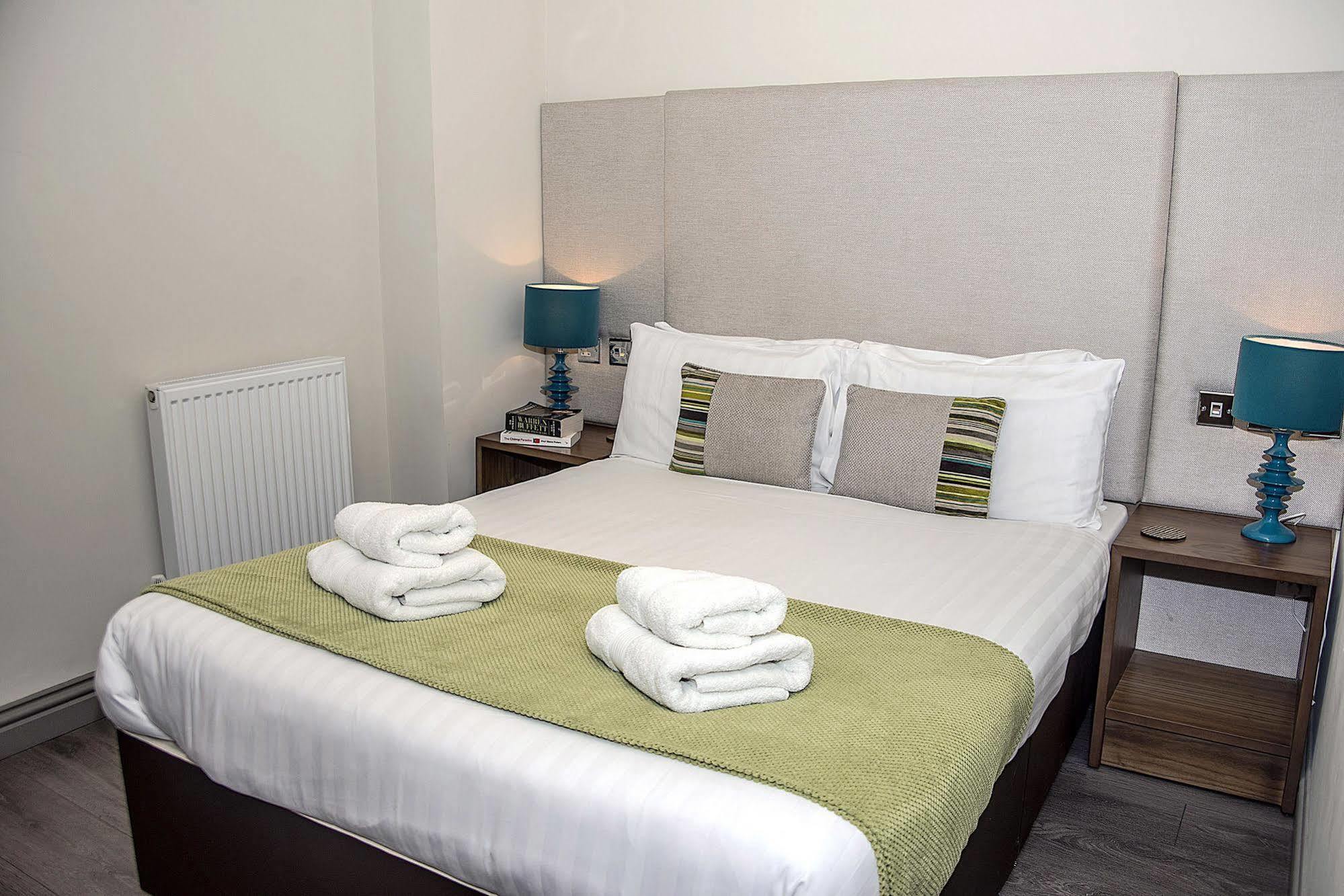 Base Serviced Apartments - City Road Chester Exterior foto